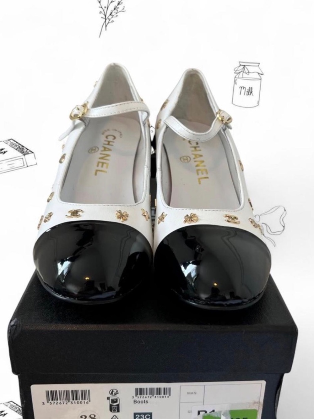 Chanel Patent Cap Toe Charms Mary Jane Pumps SZ 38